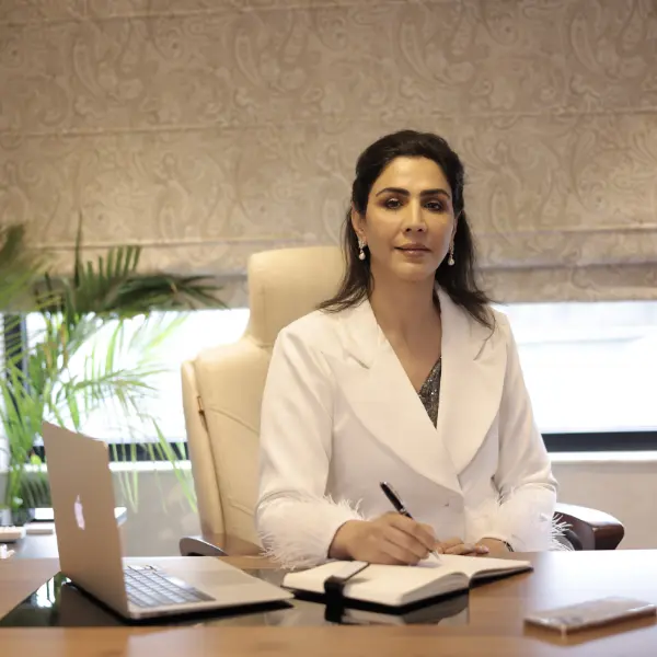 Dr Geeta Grewal